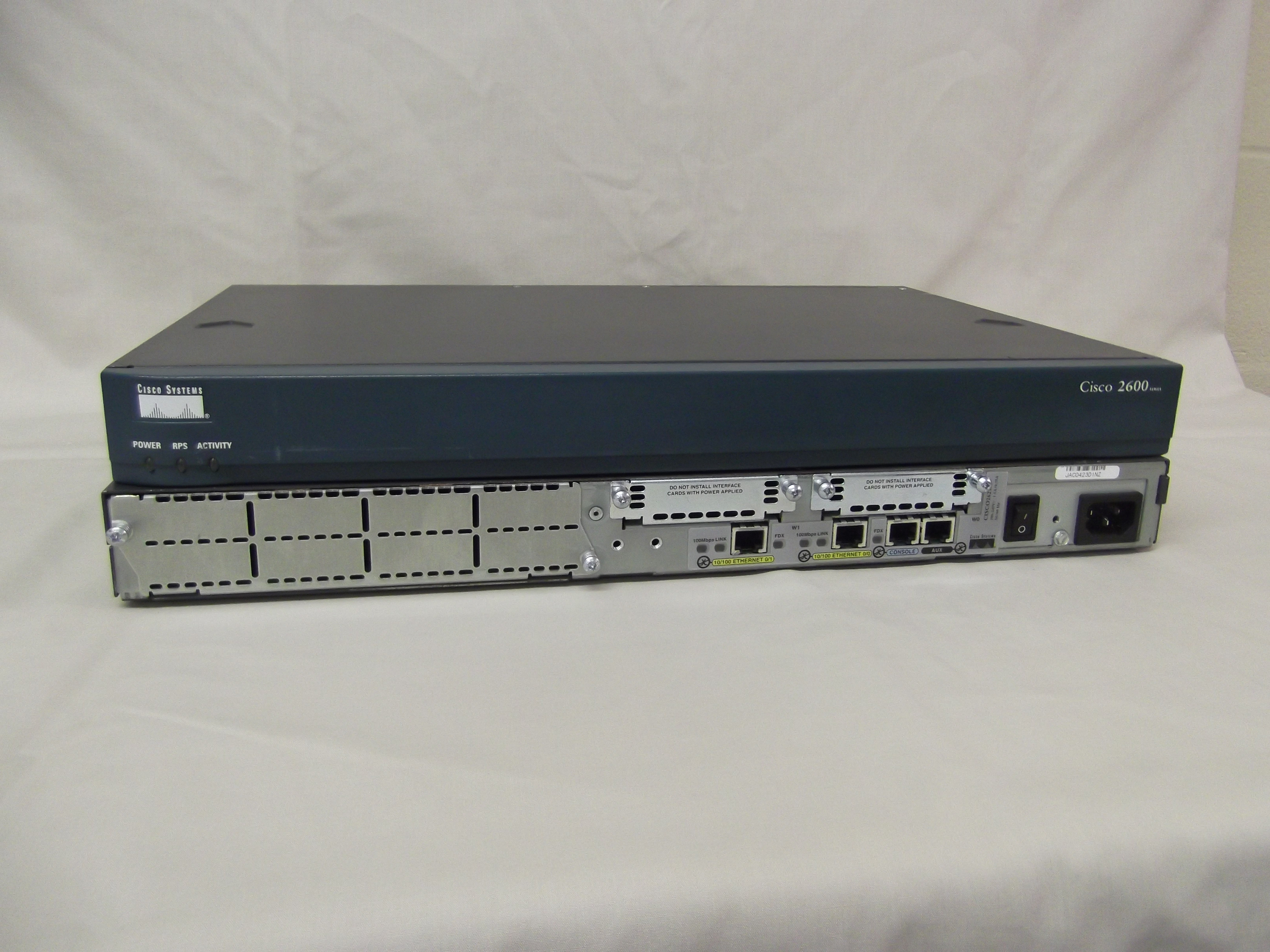 Cisco 2611 Dual ethernet router with 2 WIC slots and 1 NM slot 